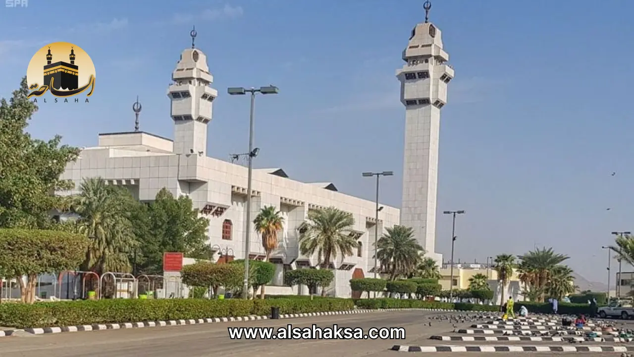 الإحرام من مسجد عائشة (مسجد التنعيم)