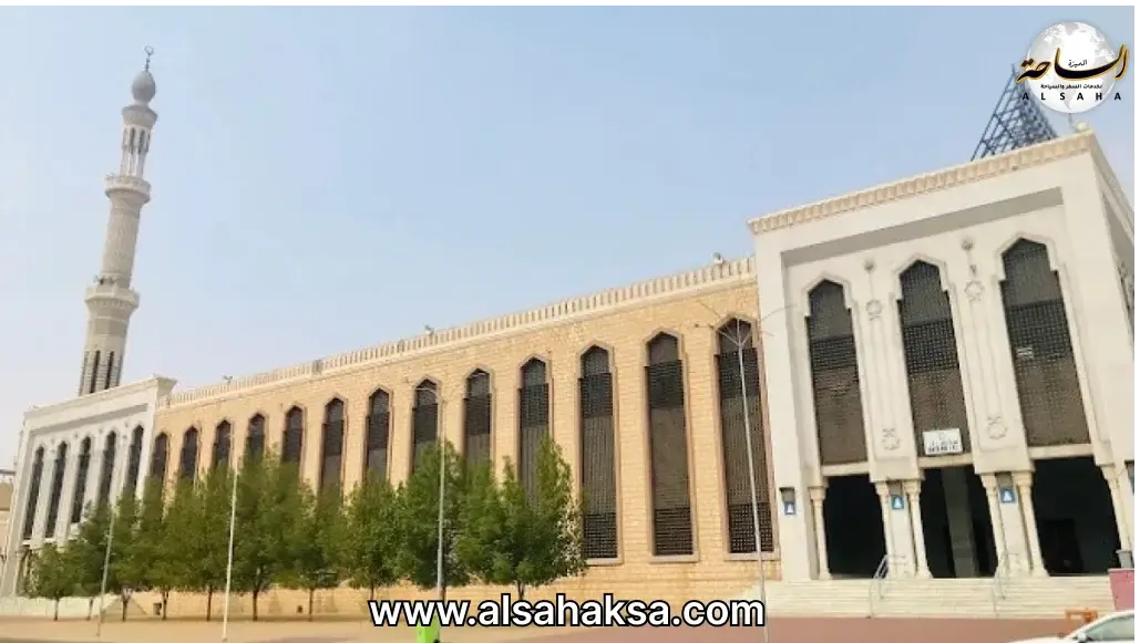 زيارة مسجد نمرة أثناء زيارة جبل عرفة